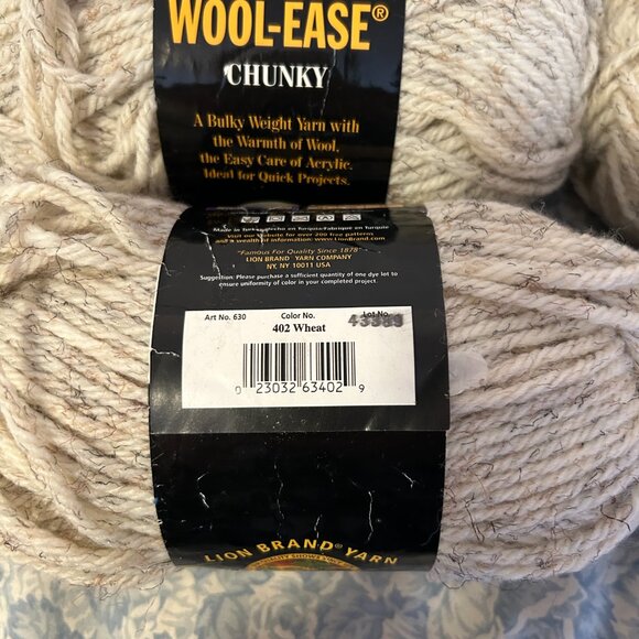 6 skeins of Lion Brand Wool Ease WHEAT 402 Yarn Super Bulky Worsted - Picture 4 of 4